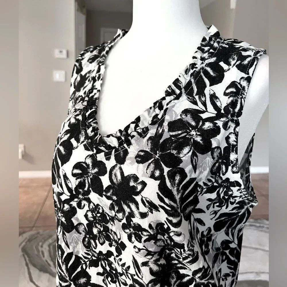 Briggs Women's Ruffle Trim V-Neck Linen Blend Sleeveless Side Pockets Dress